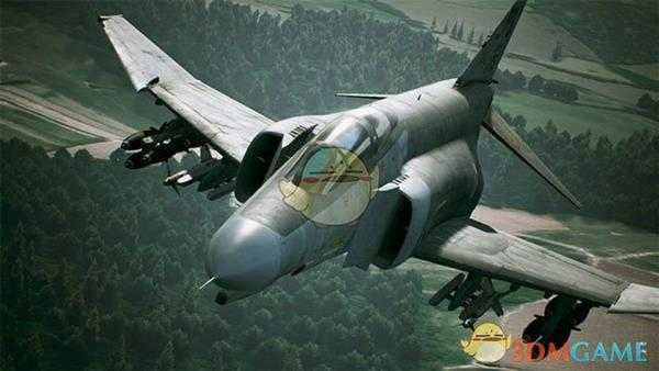 《皇牌空战7:未知空域》F-4E PhantomⅡ机体性能图鉴