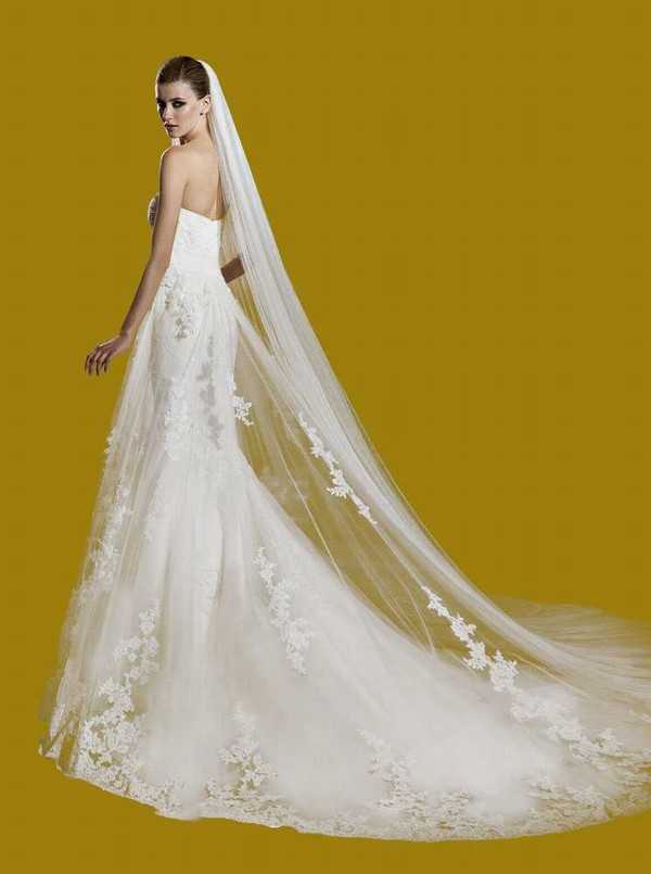 ps如何完美抠出室内背景杂乱的大气婚纱照片?