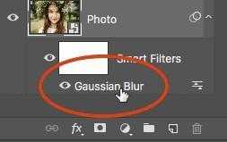 Photoshop中如何使用智能滤镜模糊照片?